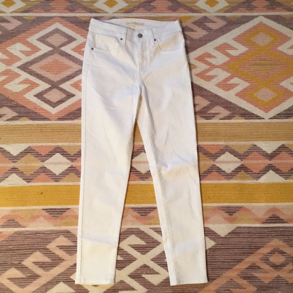 Levi’s 721 High Rise Skinny Jeans- Size 27
